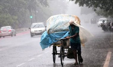 আজ ভারী বর্ষণ হতে পারে যেসব বিভাগে