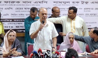  আন্দোলন করে শিক্ষাজীবন এভাবে নষ্ট করা যাবে না: বিমানমন্ত্রী