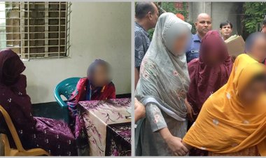 অসামাজিক কার্যকলাপের অভিযোগে যুবলীগ নেতাসহ আটক তিন নারী