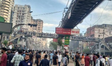 সিটি কলেজের সামনে একজনের মরদেহ উদ্ধার