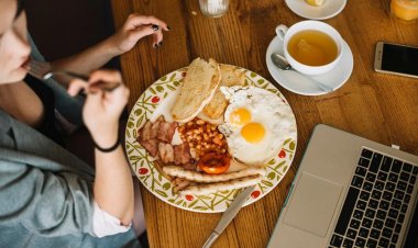 সকালের নাস্তায় যে ৫ খাবার স্বাস্থ্যকর