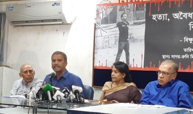 সরকার কি তরুণ-ছাত্র সমাজের বিরুদ্ধে যুদ্ধ ঘোষণা করেছে-অধ্যাপক আসিফ নজরুল