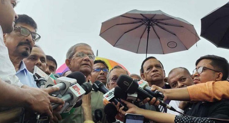 সরকার চক্রান্ত করে বাংলাদেশকে পরনির্ভরশীল রাষ্ট্র করতে চায়: মির্জা ফখরুল