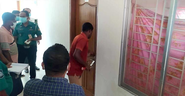  রংপুর মেডিকেল কলেজের ডরমেটরি থেকে চিকিৎসকের মরদেহ উদ্ধার   