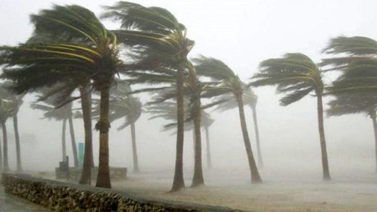 ১৭ জেলায় হতে পারে ৬০ কিমি বেগে ঝড়, সতর্ক সংকেত