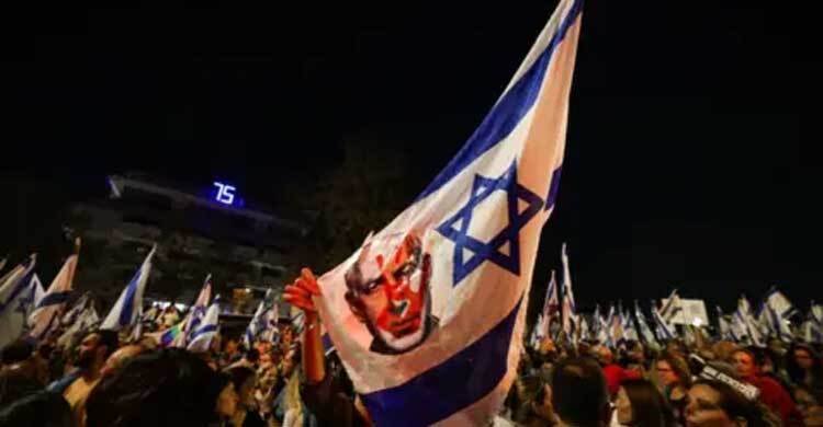  ইসরায়েলি মন্ত্রীদের বাড়ির সামনে বিক্ষোভ