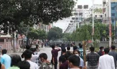 উত্তরায় পুলিশ-আওয়ামী লীগের সঙ্গে শিক্ষার্থীদের সংঘর্ষ, আহত অনেকে