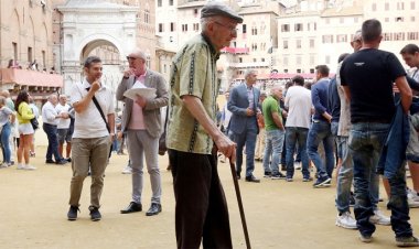 আশঙ্কাজনক হারে কমছে ইতালির জনসংখ্যা