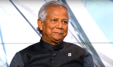  ড. মুহাম্মদ ইউনূস এখন কোথায়?