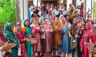  প্রধান বিচারপতির পদত্যাগের দাবিতে আইনজীবীদের বিক্ষোভ