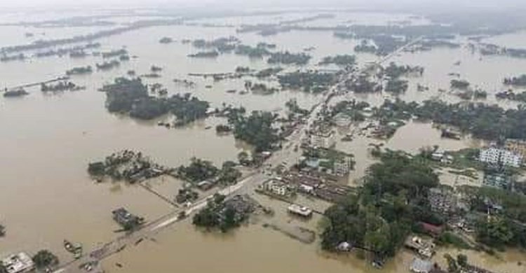 স্মরণকালের ভয়াবহ বন্যা বিদ্যুৎ-বিচ্ছিন্ন ফেনীর তিন লাখেরও বেশি বাসিন্দা