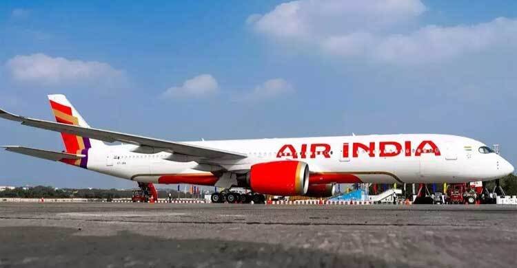  এয়ার ইন্ডিয়ার প্লেনে বোমাতঙ্ক, বিমানবন্দরে জরুরি অবস্থা ঘোষণা