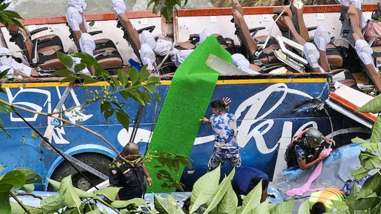 নেপালে সড়ক দুর্ঘটনা : নিহত ভারতীয়র সংখ্যা বেড়ে ৪১