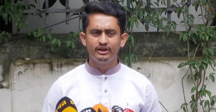  স্বরাষ্ট্র উপদেষ্টাকে প্রশ্ন সারজিসের পুলিশ কবে মাঠে নামবে, আমার ভাইদের ওপর গুলি কেন চললো