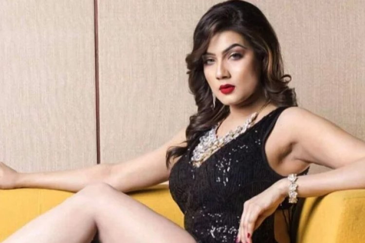 বিমানবন্দরে মাহিকে দেড় ঘণ্টা জিজ্ঞাসাবাদ