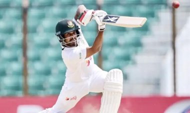 মিরাজ-লিটনের ব্যাটে লড়ে মধ্যাহ্নভোজে বাংলাদেশ