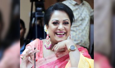 গোপনে দেশ ছেড়েছেন অরুণা বিশ্বাস