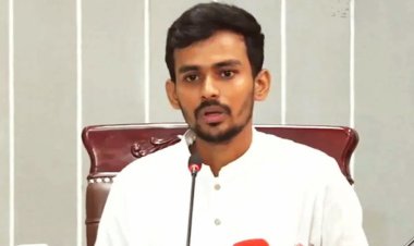 ক্রিকেটারদের রাজনীতি ও বিজ্ঞাপনে কাজ করা নিয়ে উপদেষ্টা আসিফের কড়া বার্তা