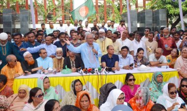 অন্য কোনো দেশের প্রেসক্রিপশনে বাংলাদেশ চলবে না: রিজভী