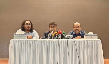 প্রধান উপদেষ্টার সঙ্গে রাজনৈতিক দলগুলোর বৈঠক শনিবার