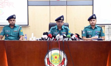 অস্ত্রসহ গ্রেপ্তার ছাত্র-জনতার ওপর হামলাকারী যুবলীগ নেতা শাকিল