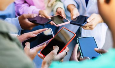 স্মার্টফোনে ইন্টারনেট চলে যাচ্ছে? জেনে নিন গতি বাড়ানোর কৌশল!