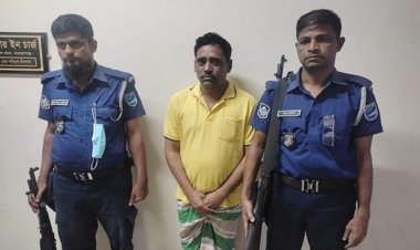 ডিবি হারুনের ‘ক্যাশিয়ার’ মোকাররম গ্রেপ্তার