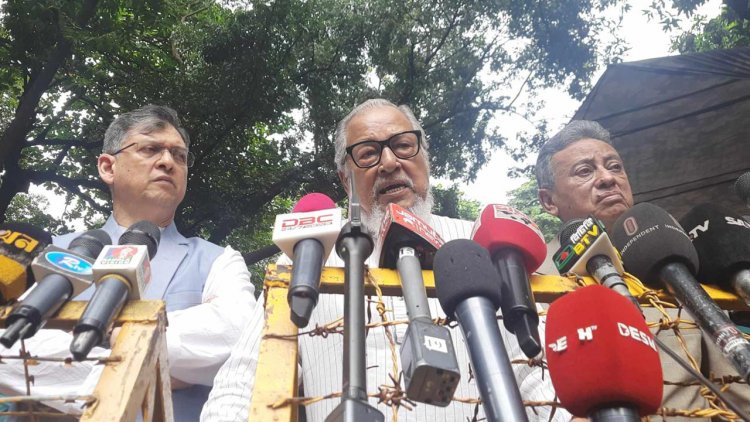 দেশে নতুন করে কোনো সংকট তৈরি হোক সেটা চাই না : নজরুল ইসলাম