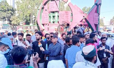 জিরো পয়েন্টে পাল্টাপাল্টি কর্মসূচি, ঢাকায় সতর্ক পুলিশ