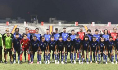 দেশের ফুটবলে বছর শেষের শুরু আজ