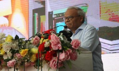 প্রতিটি সেক্টরে শেখ হাসিনার লুটপাটের গুপ্তধন আছে: রিজভী