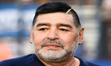 ফুটবল কিংবদন্তী ম্যারাডোনার মৃত্যুবার্ষিকী আজ