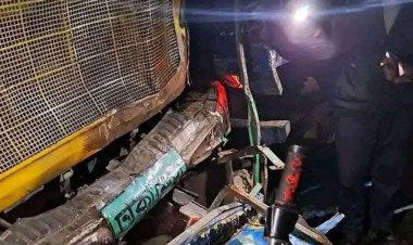 ট্রাক-কাভার্ডভ্যান চাপায় অটোরিকশার ৪ যাত্রী নিহত