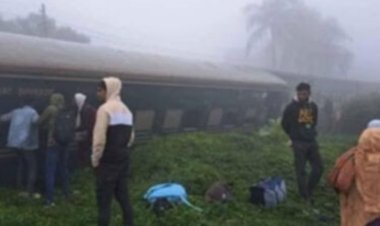 ময়মনসিংহে কমিউটার ট্রেন লাইনচ্যুত