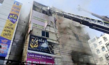  উত্তরায় রেস্টুরেন্টে আগুন, নিয়ন্ত্রণে ৯ ইউনিট