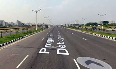  এবার ৩০০ ফিট সড়কে প্রাইভেটকারের ধাক্কায় বুয়েট শিক্ষার্থী নিহত