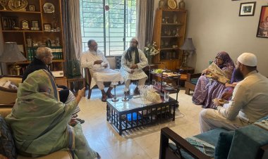 মির্জা ফখরুলের সঙ্গে সাক্ষাৎ করলেন বিএনপি নেতা পিন্টু