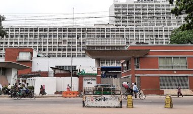  কাল থেকে অস্থায়ী পাস নিয়ে সচিবালয়ে ঢুকতে পারবেন সাংবাদিকরা