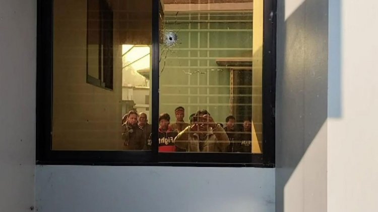 নাটোরে বিএনপি নেতার বাড়িতে গুলিবর্ষণ 