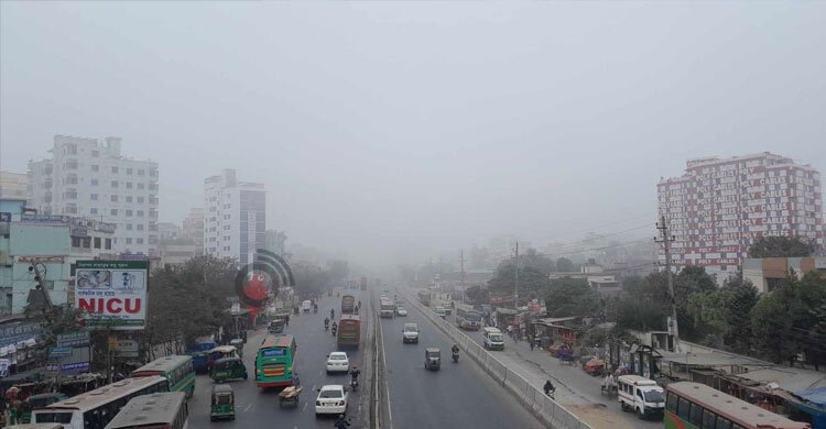  আকাশ মেঘাচ্ছন্ন, বৃষ্টি হতে পারে ঢাকা ও উপকূলে