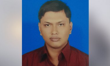 সড়ক দুর্ঘটনায় মেহেরপুর ডিসি অফিসের কর্মকর্তা নিহত