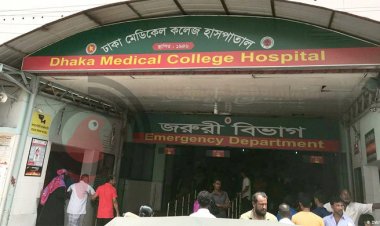  রামপুরায় বাসচাপায় কিশোর নিহত