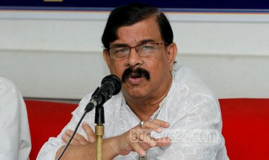 ‘ড. ইউনূস তো সুযোগ করে দেয়ার ক্ষমতা রাখেন না’