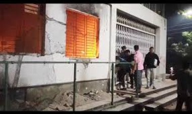 কুমিল্লায় সাবেক সংসদ সদস্য বাহারের বাড়ি ভাঙচুর-অগ্নিসংযোগ