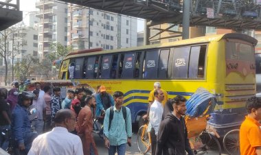 আজও সড়কে গণপরিবহন সংকট-ধীরগতি, চরম ভোগান্তি রাজধানীবাসীর