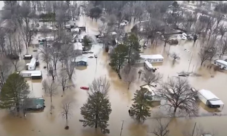 যুক্তরাষ্ট্রে প্রবল বৃষ্টি-বন্যায় ৯ জনের প্রাণহানি