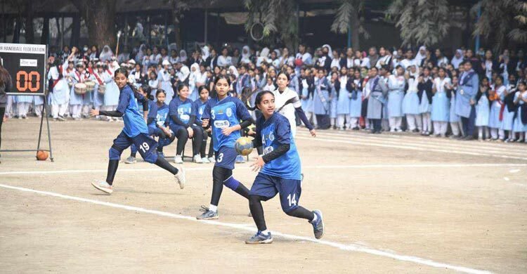  পর্দা নামছে বুধবার তারুণ্যের উৎসবে প্রায় ৭২ লাখ তরুণ-যুবকের অংশগ্রহণ
