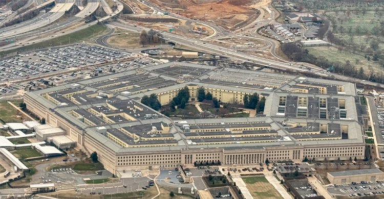  পাঁচ হাজার কর্মী ছাঁটাই করবে পেন্টাগন