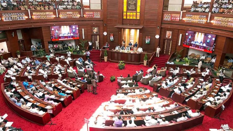 ৯০ বছরের নিয়মে ইতি, জুম্মার নামাজে আর বিরতি নয় আসাম বিধানসভায়!