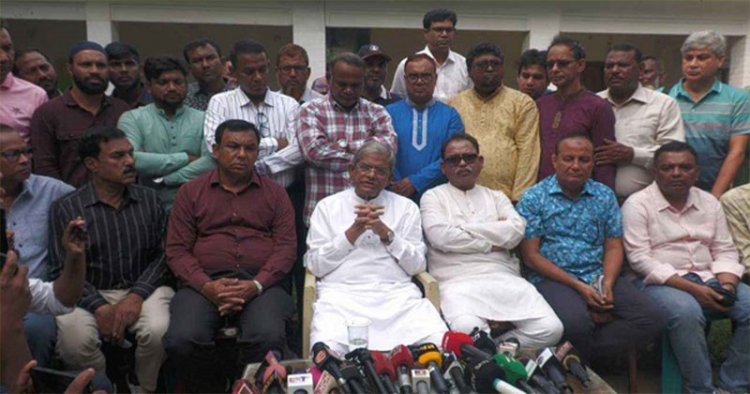 ‘শক্ত হাতে সরকার চালান’ ড. ইউনূসকে মির্জা ফখরুল